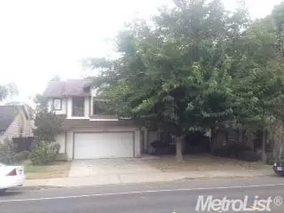 2037 E Orangeburg Ave, Modesto, CA 95355 photo 1