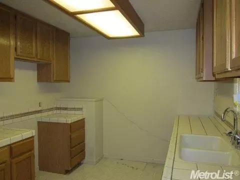 1360 Bessie Ave, Tracy, CA 95376 photo 15