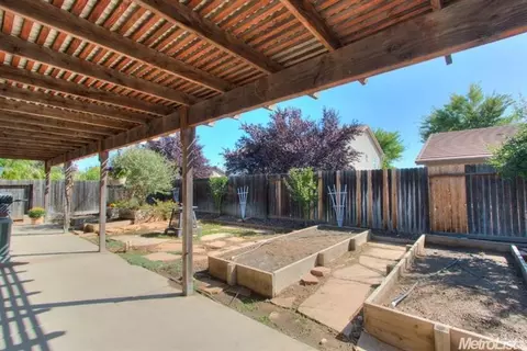 4475 Excelsior Rd, Mather, CA 95655 photo 3