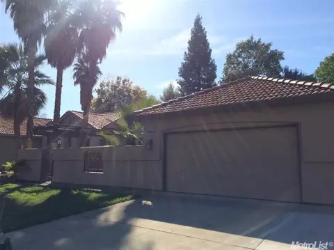 3616 Amethyst Dr, Rocklin, CA 95677 photo 2