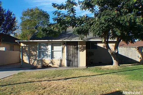 535 Ripona, Ripon, CA 95366 photo 1