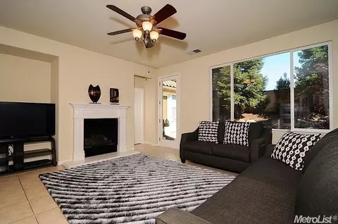 3771 Gresham Ln, Sacramento, CA 95835 photo 6