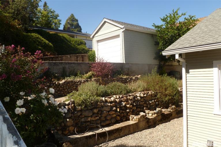 227 Anita St, Jackson, CA 95642 photo 3