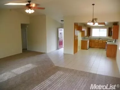 509 Mcdevitt Dr, Wheatland, CA 95692 photo 5