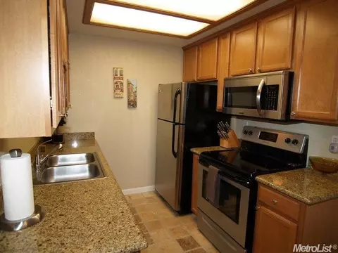 4068 Elmo Loop, Modesto, CA 95356 photo 8