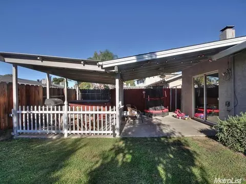 2724 Chickaree Ln, Modesto, CA 95358 photo 17