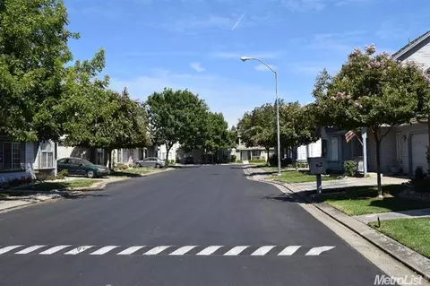 2817 Stone Ter, Modesto, CA 95355 photo 4