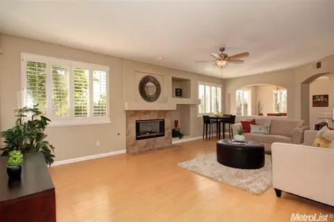 445 Higgins St, Folsom, CA 95630 photo 4