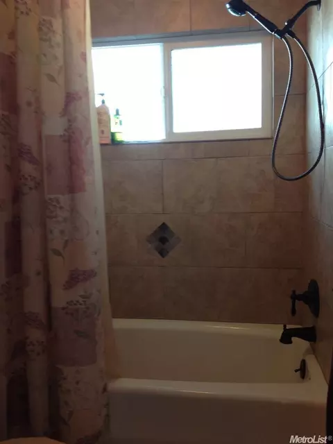 1901 Lancey Dr, Modesto, CA 95355 photo 15