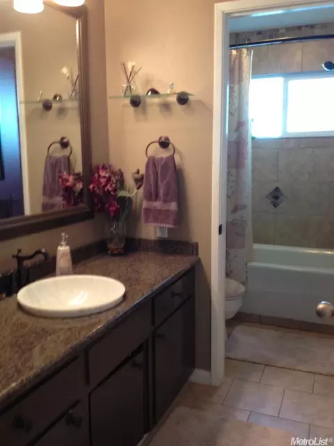 1901 Lancey Dr, Modesto, CA 95355 photo 14