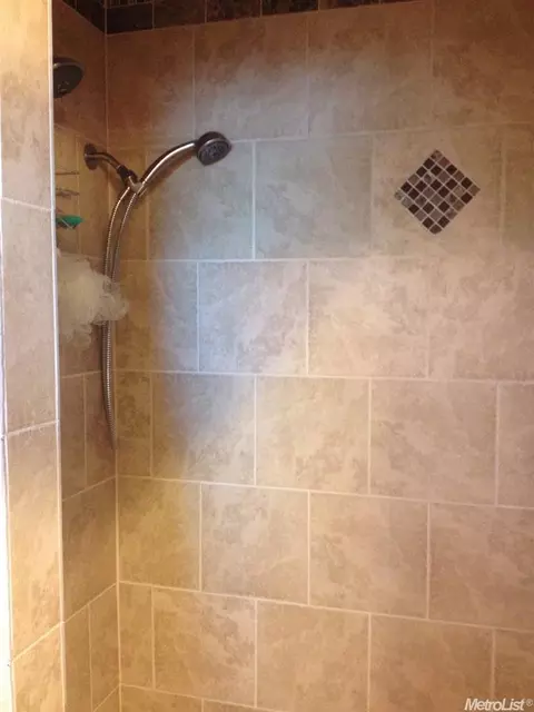 1901 Lancey Dr, Modesto, CA 95355 photo 20