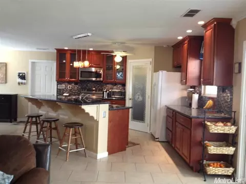 1901 Lancey Dr, Modesto, CA 95355 photo 11
