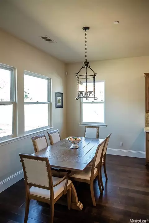 2511 Glenbrook Dr, Lodi, CA 95242 photo 8