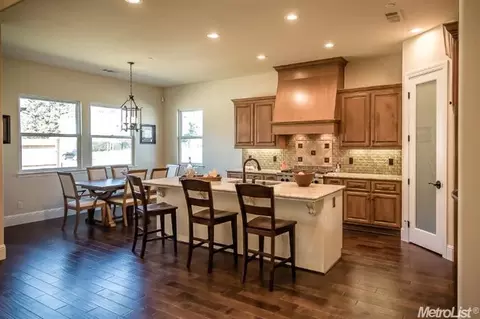 2511 Glenbrook Dr, Lodi, CA 95242 photo 1