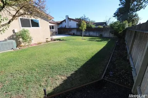 2808 Hummingbird Dr, Ceres, CA 95307 photo 15
