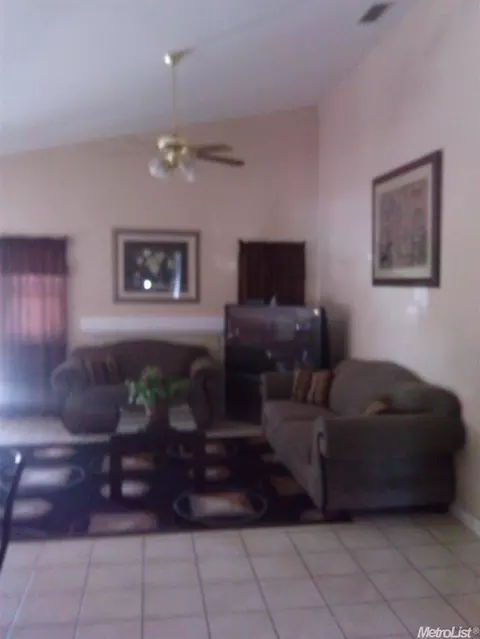 1070 Norman Dr, Manteca, CA 95336 photo 10