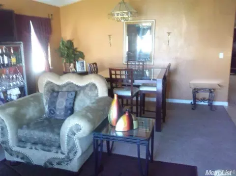 1070 Norman Dr, Manteca, CA 95336 photo 9