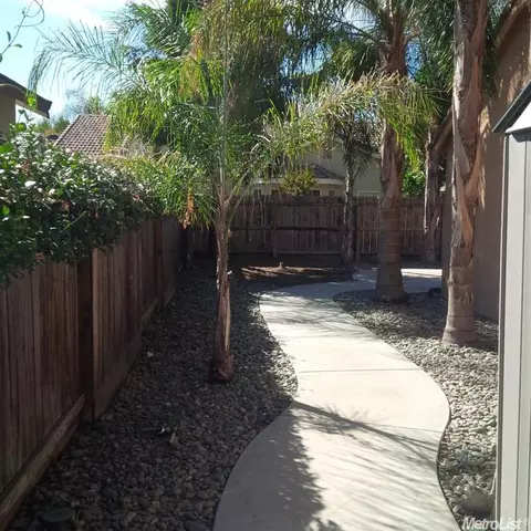 290 Sunbird Dr, Turlock, CA 95382 photo 22