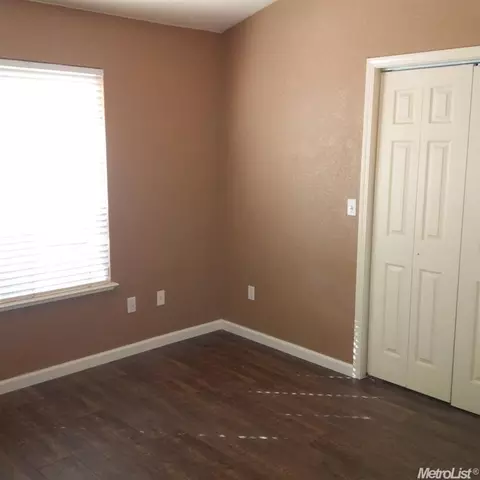 290 Sunbird Dr, Turlock, CA 95382 photo 12