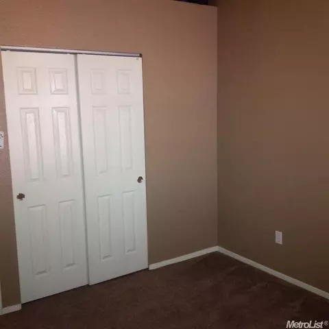 290 Sunbird Dr, Turlock, CA 95382 photo 11