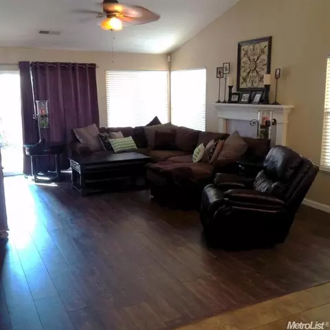 290 Sunbird Dr, Turlock, CA 95382 photo 7