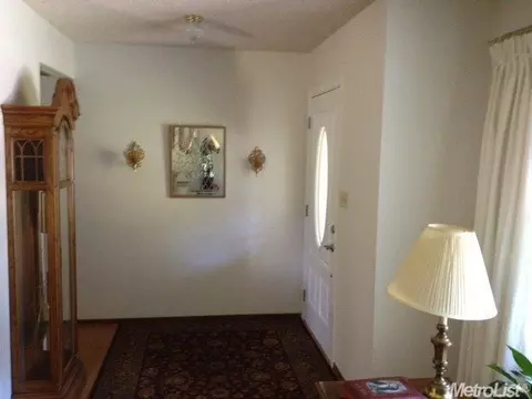 8556 Dillard Rd, Wilton, CA 95693 photo 3