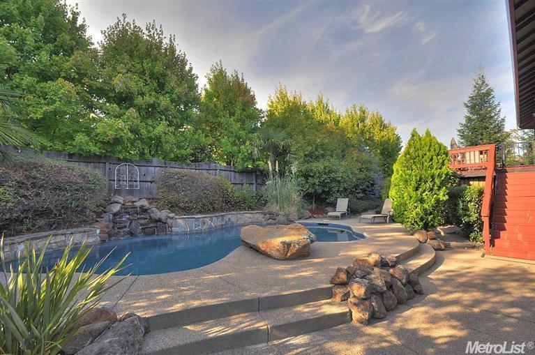 805 Oak Crest Cir, Placerville, CA 95667 photo 2