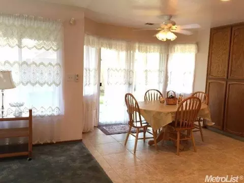 1400 Divine Ln, Tracy, CA 95376 photo 9