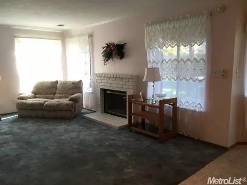 1400 Divine Ln, Tracy, CA 95376 photo 11