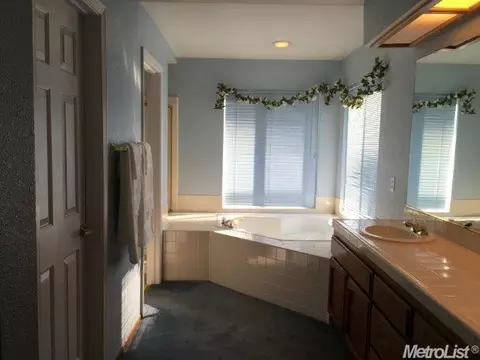 1400 Divine Ln, Tracy, CA 95376 photo 18