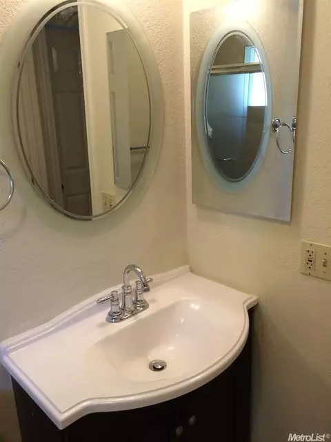3112 Keller St, Modesto, CA 95355 photo 8
