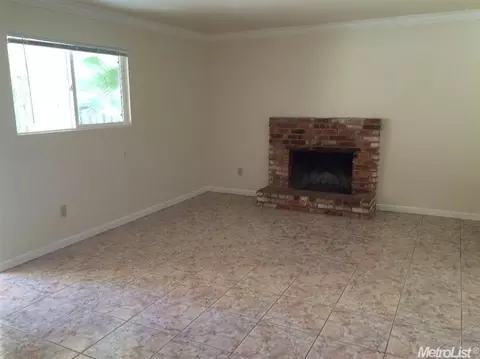3112 Keller St, Modesto, CA 95355 photo 5