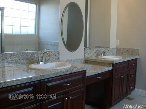 1027 Saunders Ct, Galt, CA 95632 photo 14