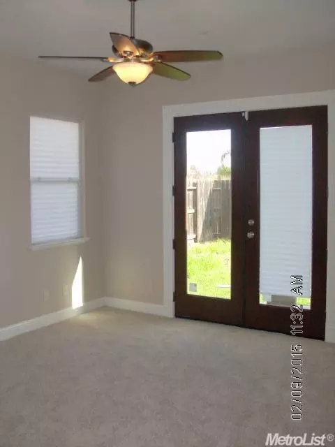 1027 Saunders Ct, Galt, CA 95632 photo 13