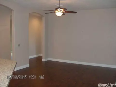 1027 Saunders Ct, Galt, CA 95632 photo 11