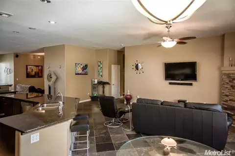 1112 Burman Dr, Turlock, CA 95382 photo 12