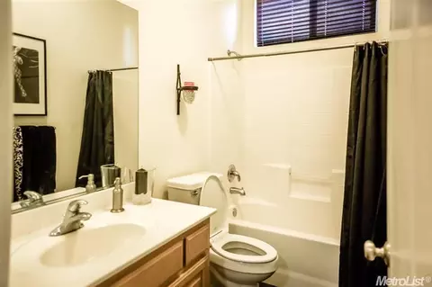 1112 Burman Dr, Turlock, CA 95382 photo 21