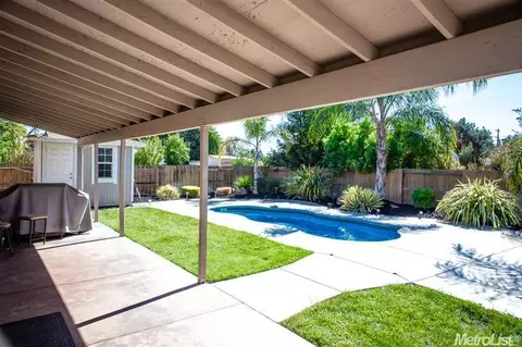 1112 Burman Dr, Turlock, CA 95382 photo 23