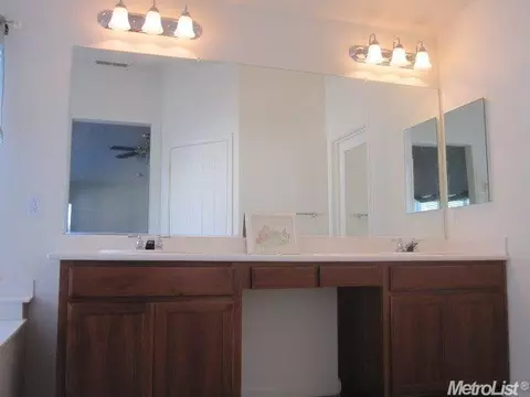 2004 Thelma Loop, Tracy, CA 95377 photo 6