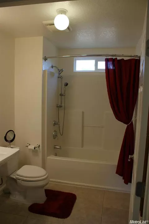 15343 6th St, Lathrop, CA 95330 photo 8