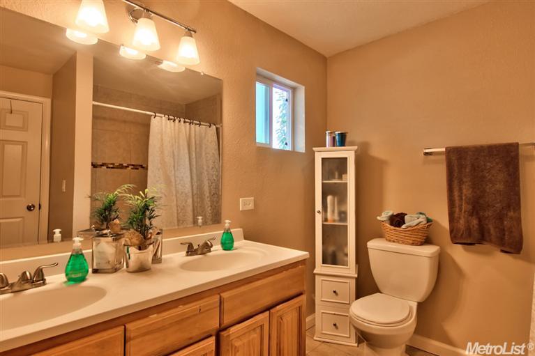 5140 Engle Rd, Carmichael, CA 95608 photo 8