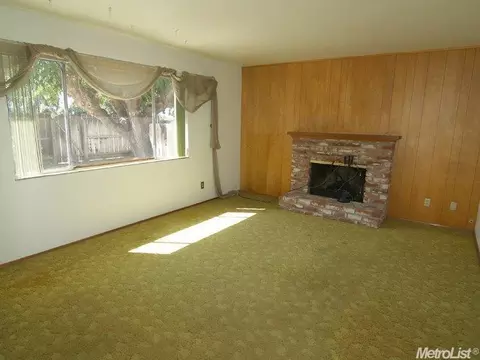 1636 Shirley Ct, Modesto, CA 95358 photo 7