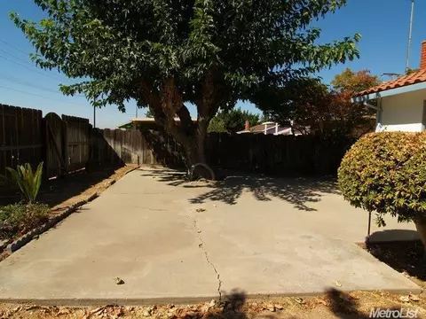 1636 Shirley Ct, Modesto, CA 95358 photo 17