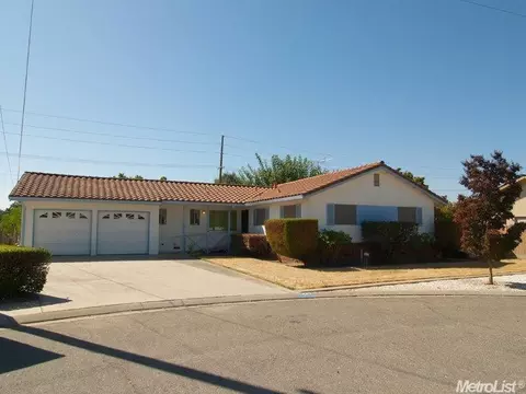 1636 Shirley Ct, Modesto, CA 95358 photo 2