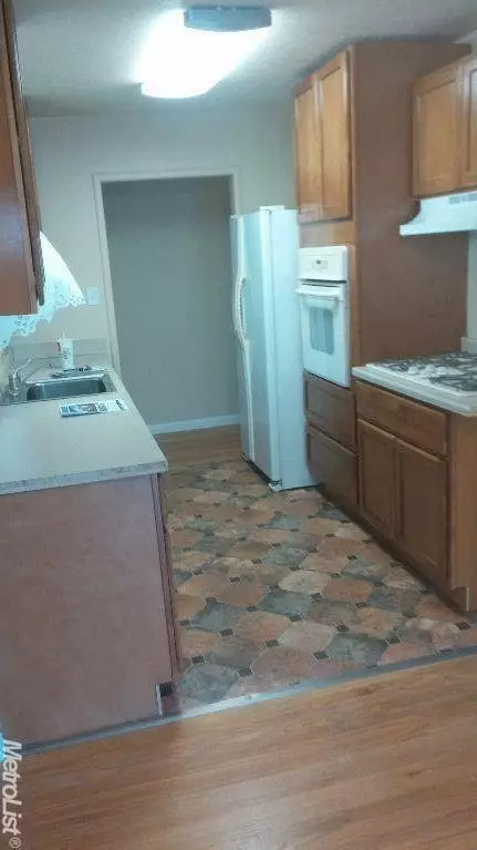833 E Longview, Stockton, CA 95207 photo 2