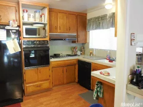 247 Laguna Dr, Tracy, CA 95376 photo 6