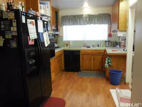 247 Laguna Dr, Tracy, CA 95376 photo 5