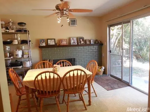 247 Laguna Dr, Tracy, CA 95376 photo 2