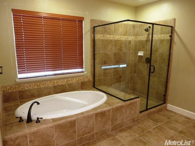 824 Wild Berry Loop, Rocklin, CA 95765 photo 6
