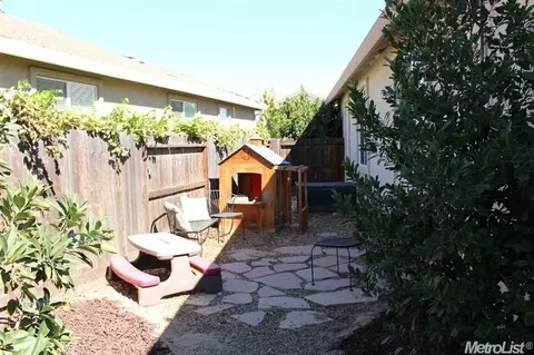 4058 Enclave Dr, Turlock, CA 95382 photo 3